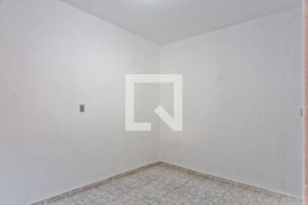 Quarto 1 de casa para alugar com 2 quartos, 70m² em Vila Zat, São Paulo