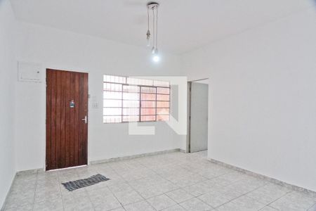 Sala de casa para alugar com 2 quartos, 70m² em Vila Zat, São Paulo