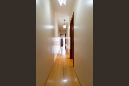 Corredor Quartos de casa à venda com 3 quartos, 151m² em Ferreira, São Paulo