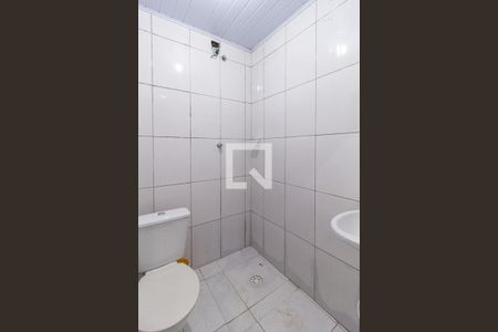 Banheiro de casa para alugar com 1 quarto, 30m² em Padroeira, Osasco