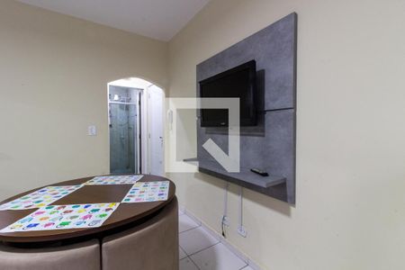 Detalhe da sala de kitnet/studio para alugar com 1 quarto, 30m² em Guilhermina, Praia Grande