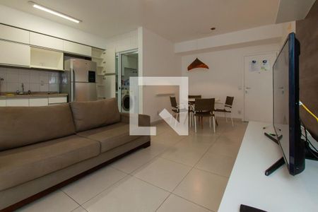 Sala de apartamento para alugar com 3 quartos, 118m² em Vila Alzira, Guarujá