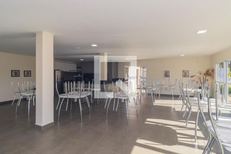 Apartamento à venda com 47m², 2 quartos e 1 vaga Apartamento à venda com 47m², 2 quartos e 1 vagaÁrea comum - Salão de festas