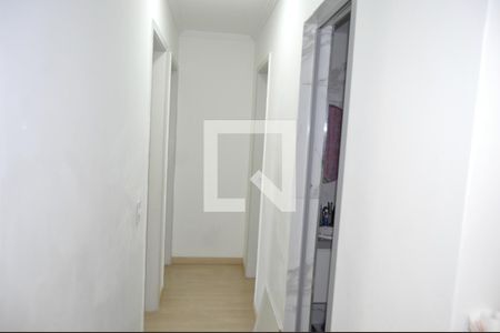 Corredor  de apartamento à venda com 3 quartos, 65m² em Pilares, Rio de Janeiro