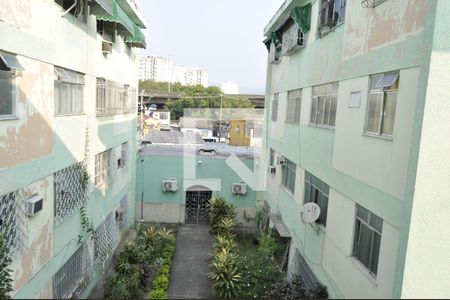 Vista Sala de apartamento para alugar com 3 quartos, 65m² em Pilares, Rio de Janeiro