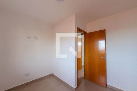 Quarto 2 de apartamento para alugar com 2 quartos, 40m² em Vila Gustavo, São Paulo