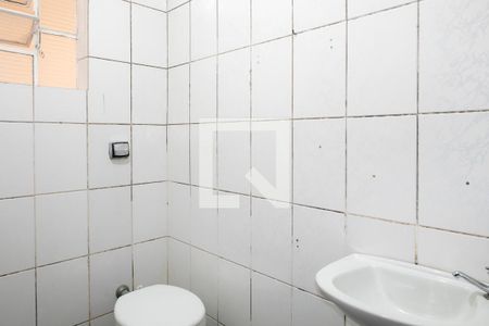 Banheiro de kitnet/studio para alugar com 1 quarto, 37m² em Jardim Pacaembu, Jundiaí