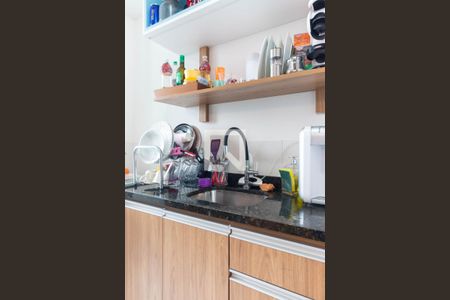 Cozinha de apartamento à venda com 2 quartos, 44m² em Vila Cosmopolita, São Paulo