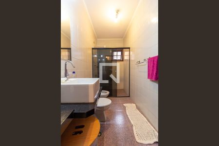 Banheiro Social Térreo de casa à venda com 3 quartos, 225m² em Ferreira, São Paulo