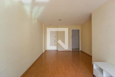 Sala de apartamento para alugar com 2 quartos, 105m² em Barra da Tijuca, Rio de Janeiro