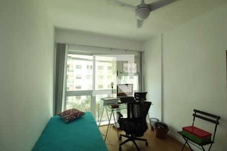 Quarto de apartamento à venda com 2 quartos, 94m² em Recreio dos Bandeirantes, Rio de Janeiro