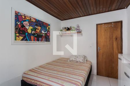 Quarto 2 de casa à venda com 2 quartos, 198m² em Vila Jardim, Porto Alegre