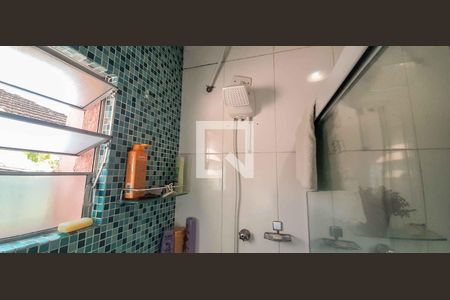 Casa à venda com 125m², 2 quartos e 1 vaga Casa à venda com 125m², 2 quartos e 1 vagaBanheiro