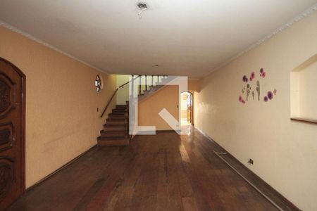 Sala de casa para alugar com 3 quartos, 300m² em Vila Margarida, São Paulo