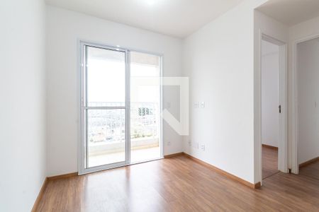 Sala de apartamento para alugar com 2 quartos, 44m² em Vila Itapegica, Guarulhos