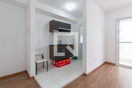 Sala de apartamento para alugar com 2 quartos, 44m² em Vila Itapegica, Guarulhos