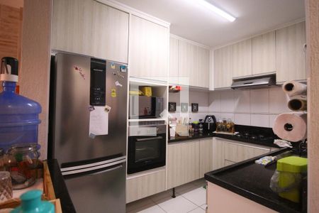 Cozinha de casa à venda com 3 quartos, 200m² em Conjunto Residencial Santa Terezinha, São Paulo