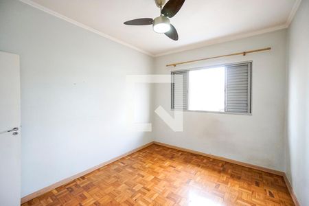 Quarto 01 de casa para alugar com 2 quartos, 115m² em Vila Carrão, São Paulo