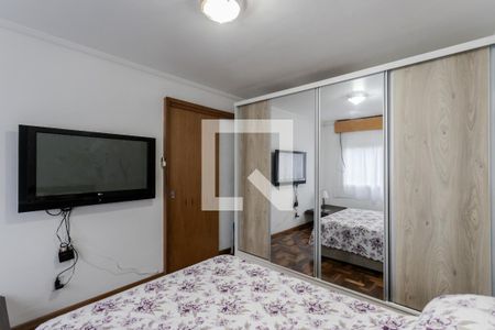 Quarto 1 de apartamento para alugar com 2 quartos, 70m² em São Sebastião, Porto Alegre