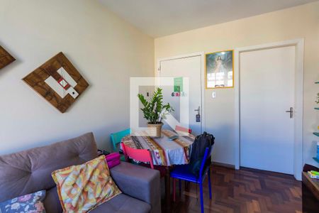 Sala  de apartamento à venda com 1 quarto, 40m² em Passo D&#8217;areia, Porto Alegre