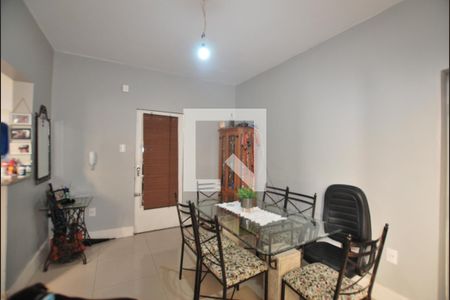 Sala de apartamento à venda com 2 quartos, 110m² em Santana, Porto Alegre