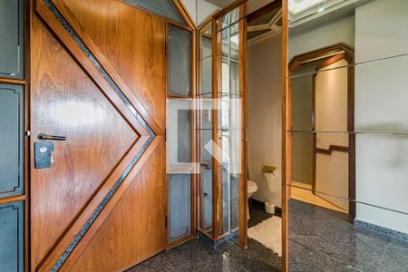 Entrada de apartamento para alugar com 3 quartos, 300m² em Vila Vitória, Mogi das Cruzes