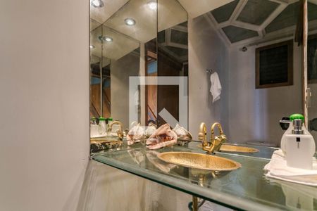 Lavabo de apartamento para alugar com 3 quartos, 300m² em Vila Vitória, Mogi das Cruzes