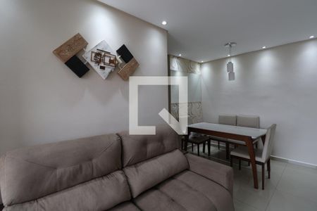 Sala de apartamento para alugar com 2 quartos, 56m² em Vila Galvão, Guarulhos