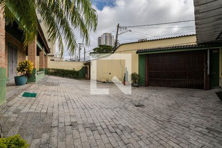 Garagem de casa para alugar com 3 quartos, 400m² em Vila Mogilar, Mogi das Cruzes