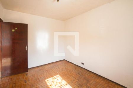 Quarto 1 de casa para alugar com 2 quartos, 65m² em Jardim Monte Azul, São Paulo