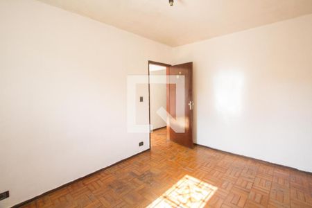 Quarto 1 de casa para alugar com 2 quartos, 65m² em Jardim Monte Azul, São Paulo