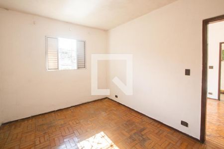 Quarto 1 de casa para alugar com 2 quartos, 65m² em Jardim Monte Azul, São Paulo