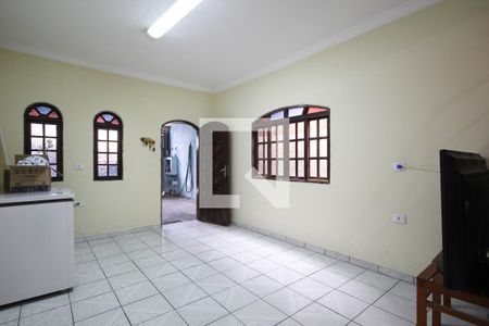 Sala de casa à venda com 4 quartos, 120m² em São Pedro, Osasco