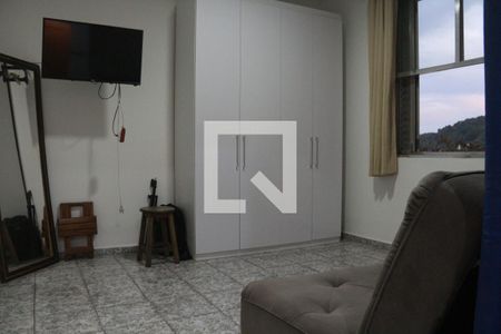 Sala/Quarto de kitnet/studio para alugar com 1 quarto, 33m² em Centro, São Vicente