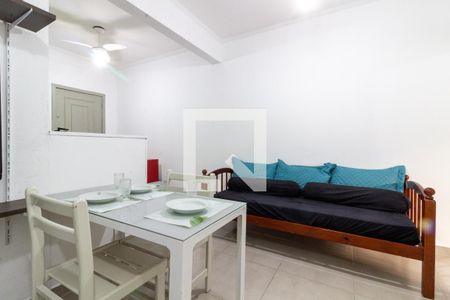 Detalhe da sala de kitnet/studio para alugar com 1 quarto, 32m² em Aviação, Praia Grande