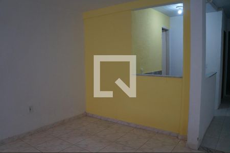 Sala de casa para alugar com 2 quartos, 80m² em Quintino Bocaiuva, Rio de Janeiro