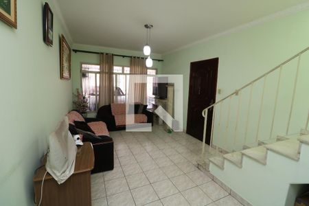 Sala  de casa à venda com 4 quartos, 200m² em Jardim Vila Formosa, São Paulo