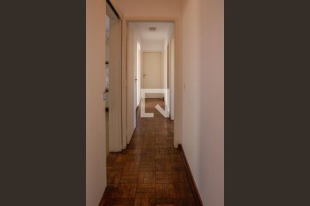 Corredor de apartamento à venda com 3 quartos, 167m² em Lapa, São Paulo
