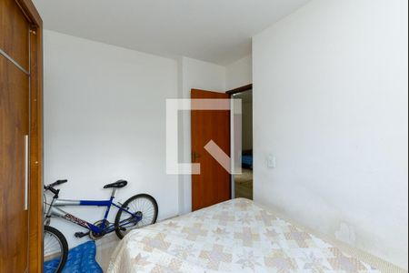 Quarto 1 de apartamento à venda com 2 quartos, 100m² em Piratininga, Belo Horizonte