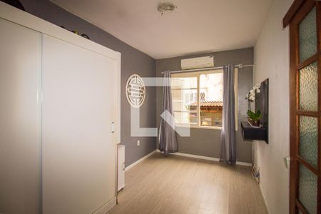 Quarto de apartamento para alugar com 1 quarto, 46m² em Azenha, Porto Alegre