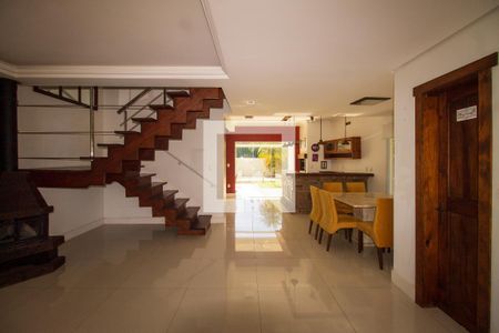 Sala de casa de condomínio à venda com 3 quartos, 186m² em Aberta dos Morros, Porto Alegre