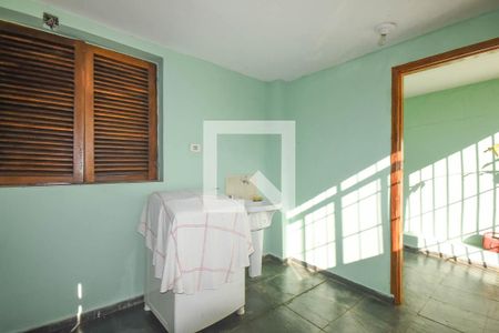 Área de serviço de casa para alugar com 2 quartos, 60m² em Jardim Londrina, São Paulo