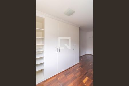 Quarto 1 de apartamento à venda com 3 quartos, 127m² em Sumaré, São Paulo