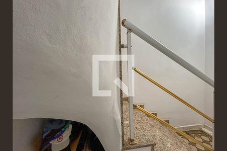 Área interna  de casa à venda com 5 quartos, 232m² em Vila Cruz das Almas, São Paulo