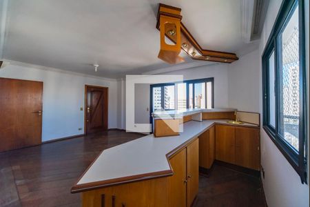 Sala de apartamento à venda com 3 quartos, 150m² em Vila Bastos, Santo André