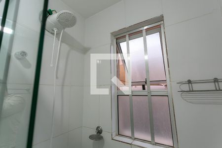 Banheiro de apartamento para alugar com 1 quarto, 55m² em Esplanada, Belo Horizonte