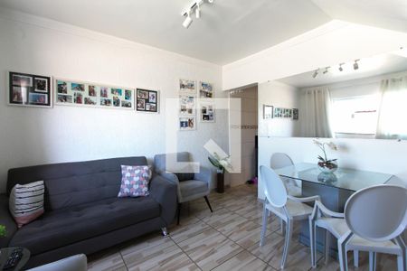 Sala  de casa de condomínio para alugar com 2 quartos, 65m² em Cidade Líder, São Paulo