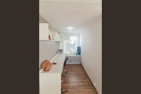 Escritorio Sala de apartamento à venda com 3 quartos, 134m² em Jardim Olympia, São Paulo