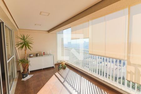 Varanda de apartamento à venda com 3 quartos, 134m² em Jardim Olympia, São Paulo