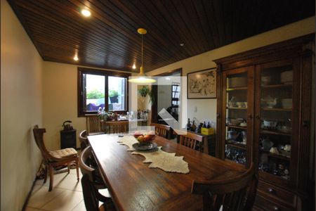 Sala de Jantar de casa à venda com 5 quartos, 222m² em Teresópolis, Porto Alegre